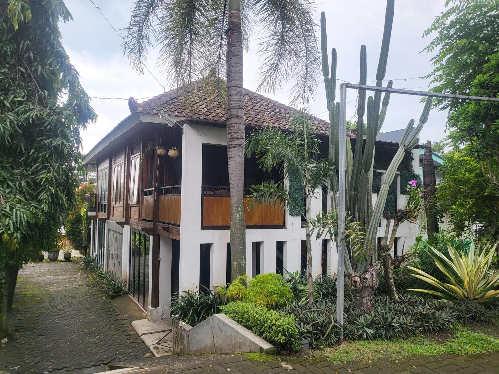 Reddoorz Syariah Near Wisata Durensewu Pandaan Jetak Extérieur photo