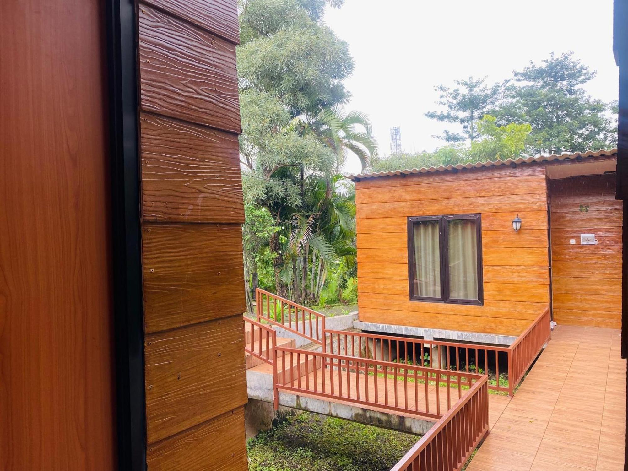 Reddoorz Syariah Near Wisata Durensewu Pandaan Jetak Extérieur photo